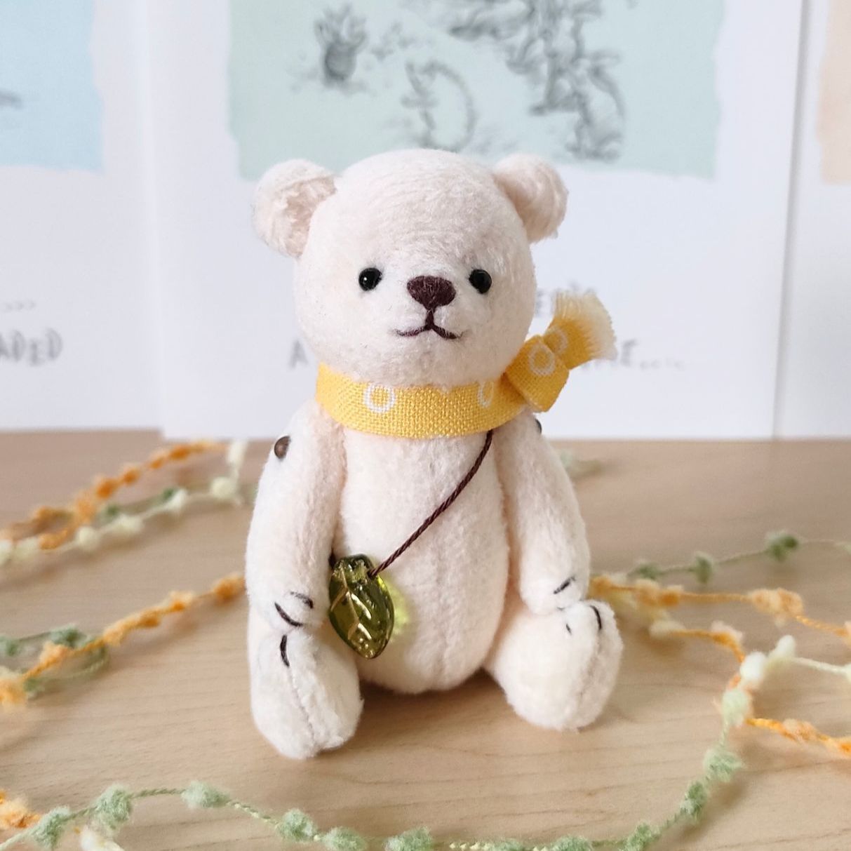 制服槍 ブータン ヒーローレア ホイル 4枚　ゆうゆうメルカリ便　emtj 制服槍 ブータン ヒーローレア ホイル 4枚 ゆうゆうメルカリ便 imtmtw