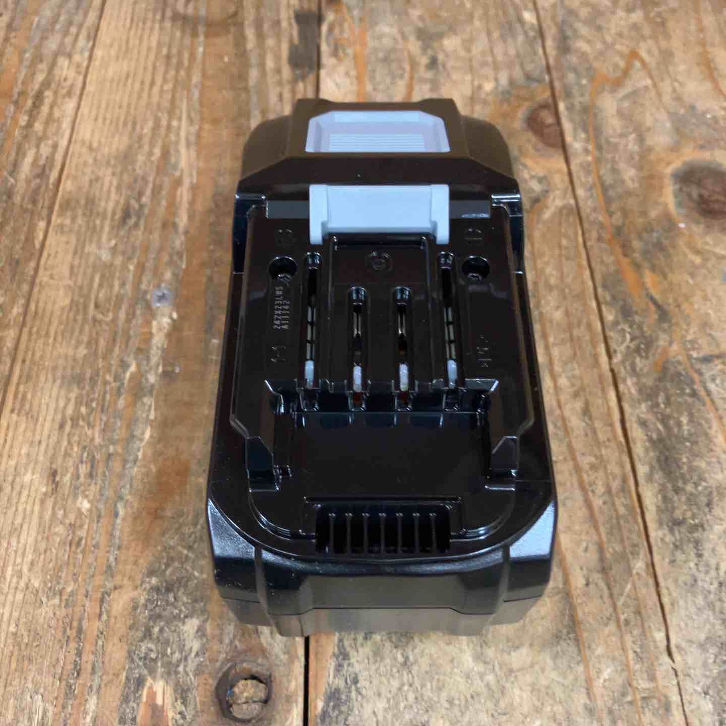 リチウムイオンバッテリー 40Vmax|5.0Ah