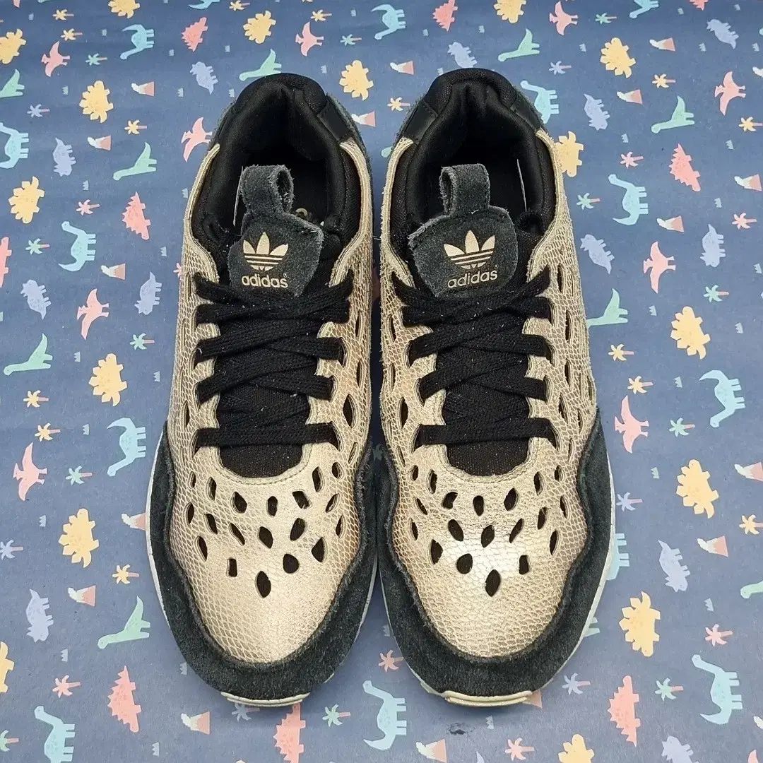 adidas(アディダス) zx フラックス スニーカー 230 | TOPSUNGROUP.PK