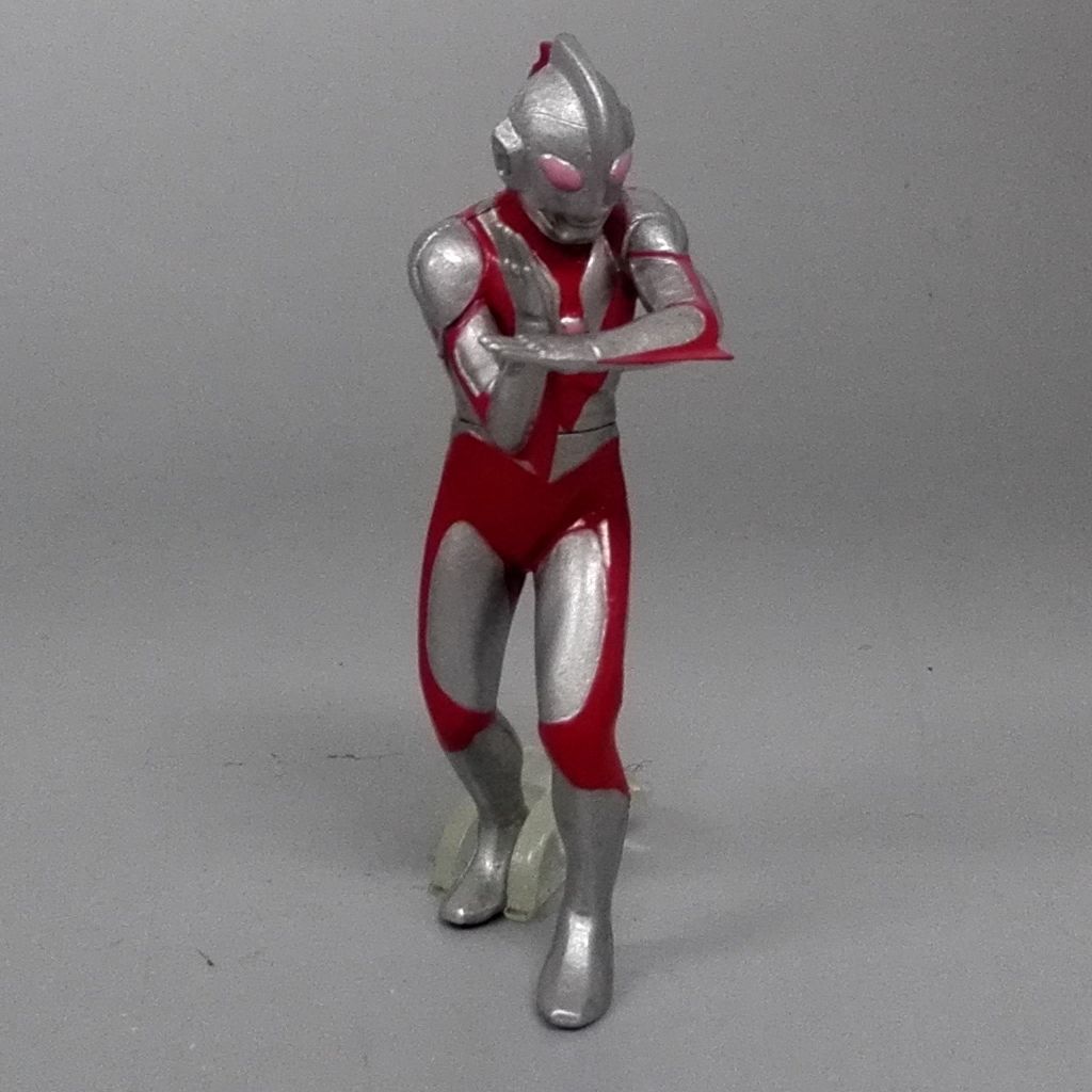 HG ウルトラマンPART3 ウルトラマンパワード（初版） - メルカリ