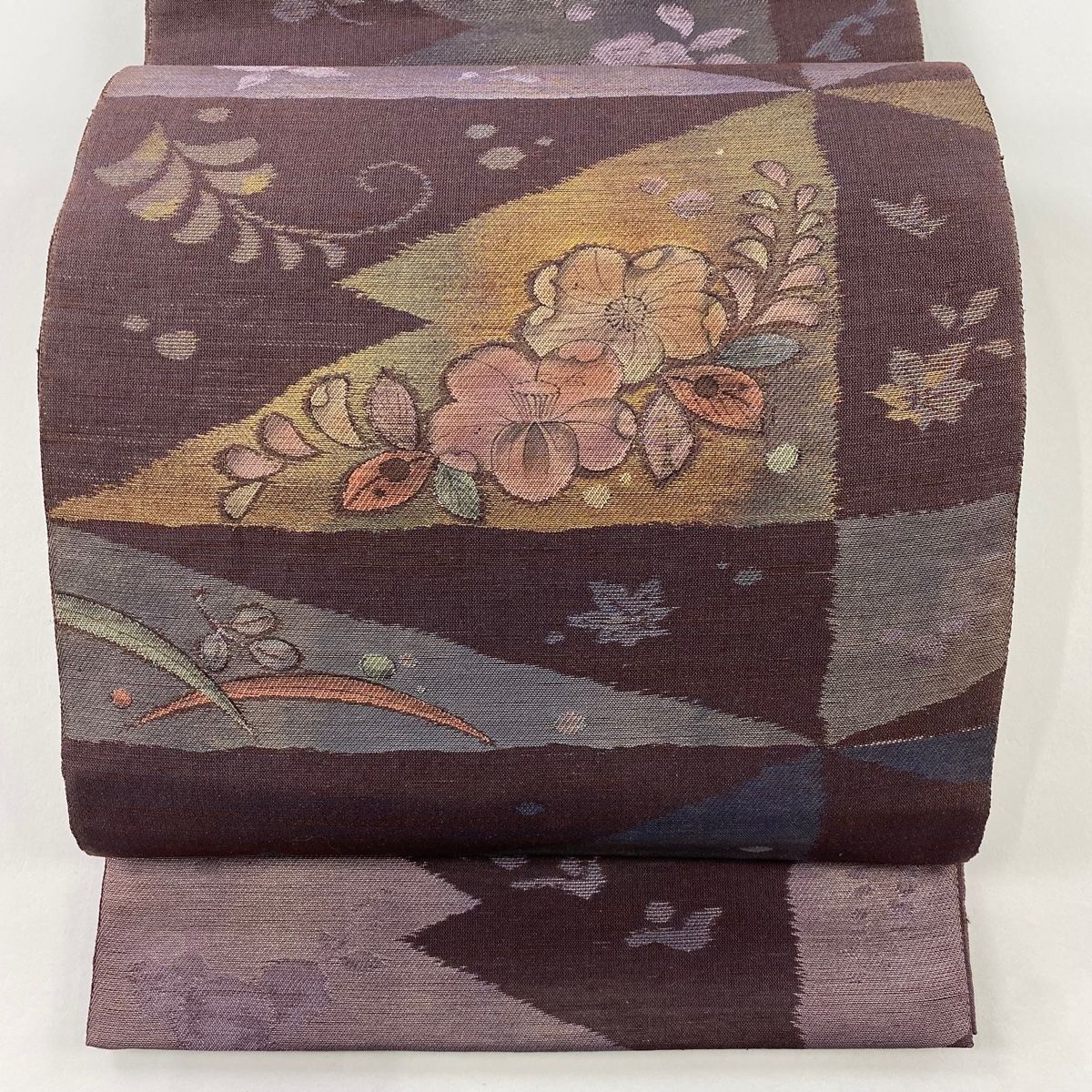 バイセル 着物 名品 袋帯 黒 花唐草 幾何学 金糸 銀糸 六通 バロック欧華文 正絹 ☆☆☆☆ 袋帯 秀品 幾何学 草花 金糸 黒 お太鼓柄 正絹 中古 袋帯 名品 草花 花