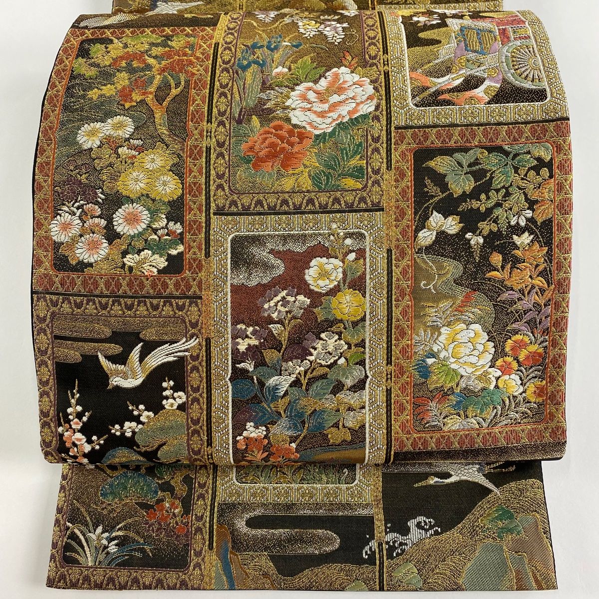 新品　美品　琳派 瑞祥綿　袋帯　正絹 袋帯 美品 秀品 琳派瑞祥錦 本金箔つづれ 草花 御所車 刺繍 金