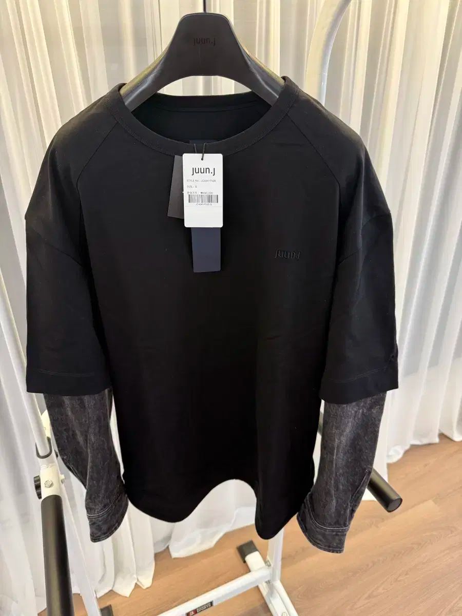 Juun.J(ジュンジェイ) デニム レイヤード スリーブ 黒 パーカー s  