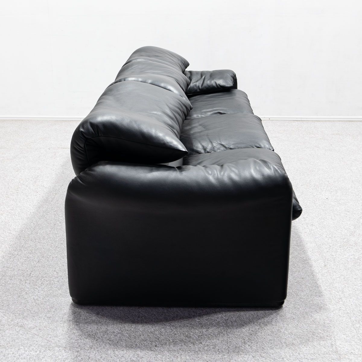 展示品】Cassina カッシーナ MARALUNGA マラルンガ ３Pソファ