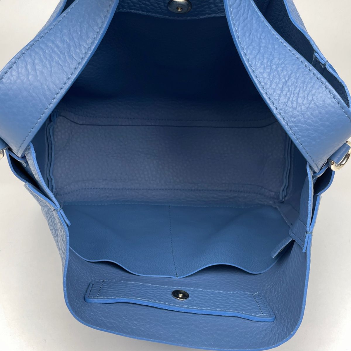美品 フルラ カプリッチョ ハンドバッグ ショルダーバッグ 2WAYバッグ 水色 フルラ Furla カプリッチョ M ホーボー ハンドバッグ 2WAY
