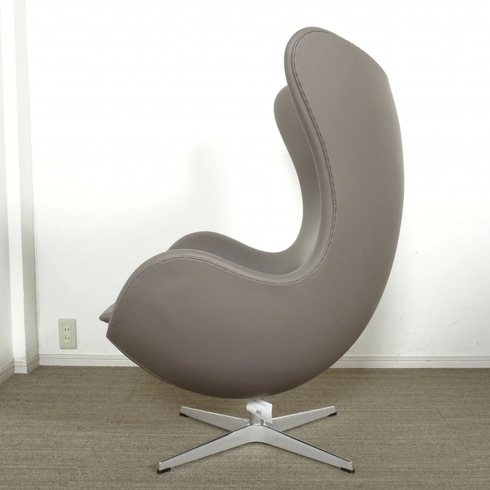 ◾︎SELUNO◾︎ 【新品未使用】FRITZ HANSEN フリッツハンセン EGG