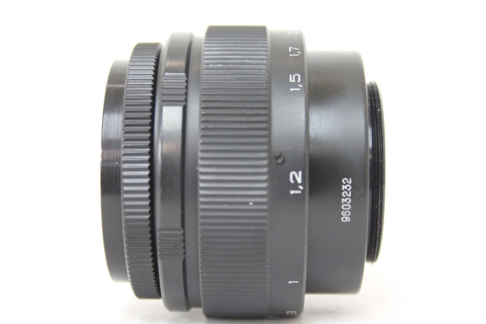 レンズ M5586