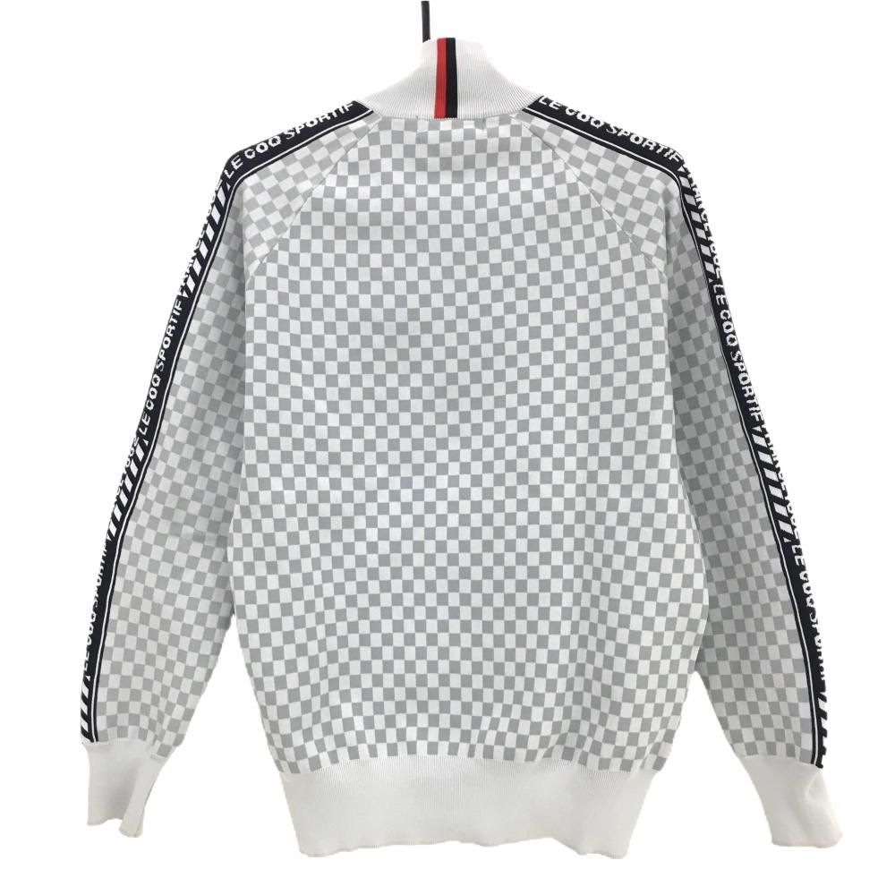 ゴルフ用ライトグレーセーター ニット/セーター（グレー系）を使った