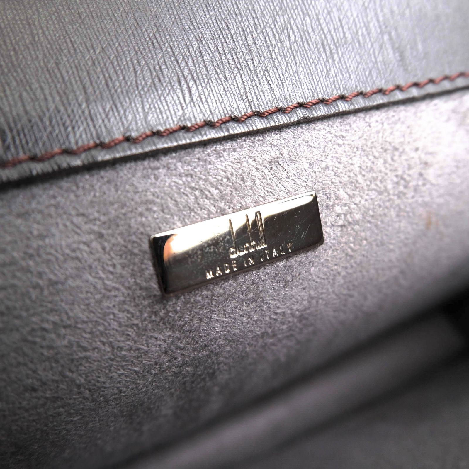 ダンヒル Dunhill バッグ セカンドバッグ クラッチバッグ 鞄 メンズ 男性 男性用 レザー 革 本革 ダークブラウン 茶 ブラウン FA9000E SIDECAR サイドカー KARIMZIABAT_FR