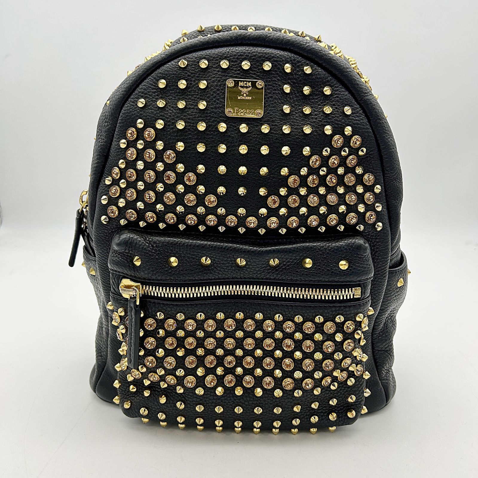 エムシーエム.MCM黒銀グラデーション限定モデルLouraine エムシーエム.MCM黒銀グラデーション限定モデルLouraine様専用