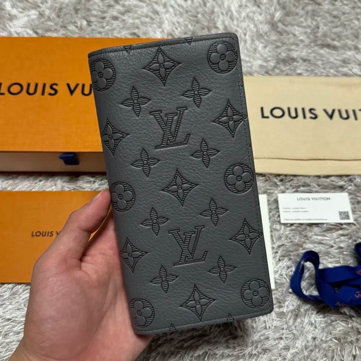 雷市場（ポンジャン）商品韓国直送】 OS Louis Vuitton(ルイヴィトン) エクリプス シャドー ブラザ ウォレット 長財布 グレー  新モデル - メルカリ