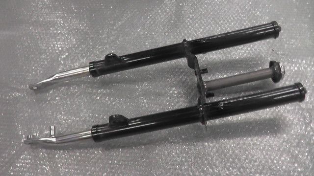 フロントフォーク