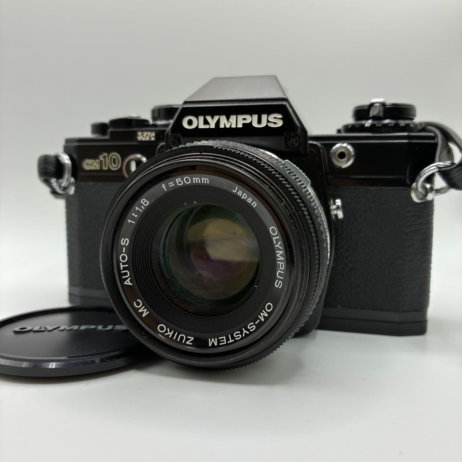 【完動品】オリンパス OLYMPUS OM10 ブラック ボディ 中古】(オリンパス) OLYMPUS OM10 ブラック - メルカリ