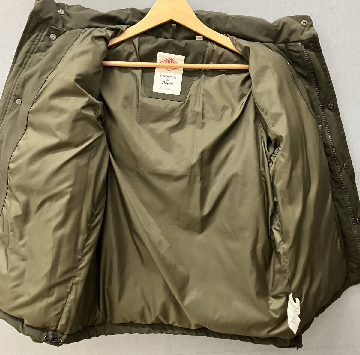 超美品✨　DANTON カーキ フード付きダウンジャケット　36サイズ DANTON ダントン JD-8029 レディース ダウンジャケット Sサイズ