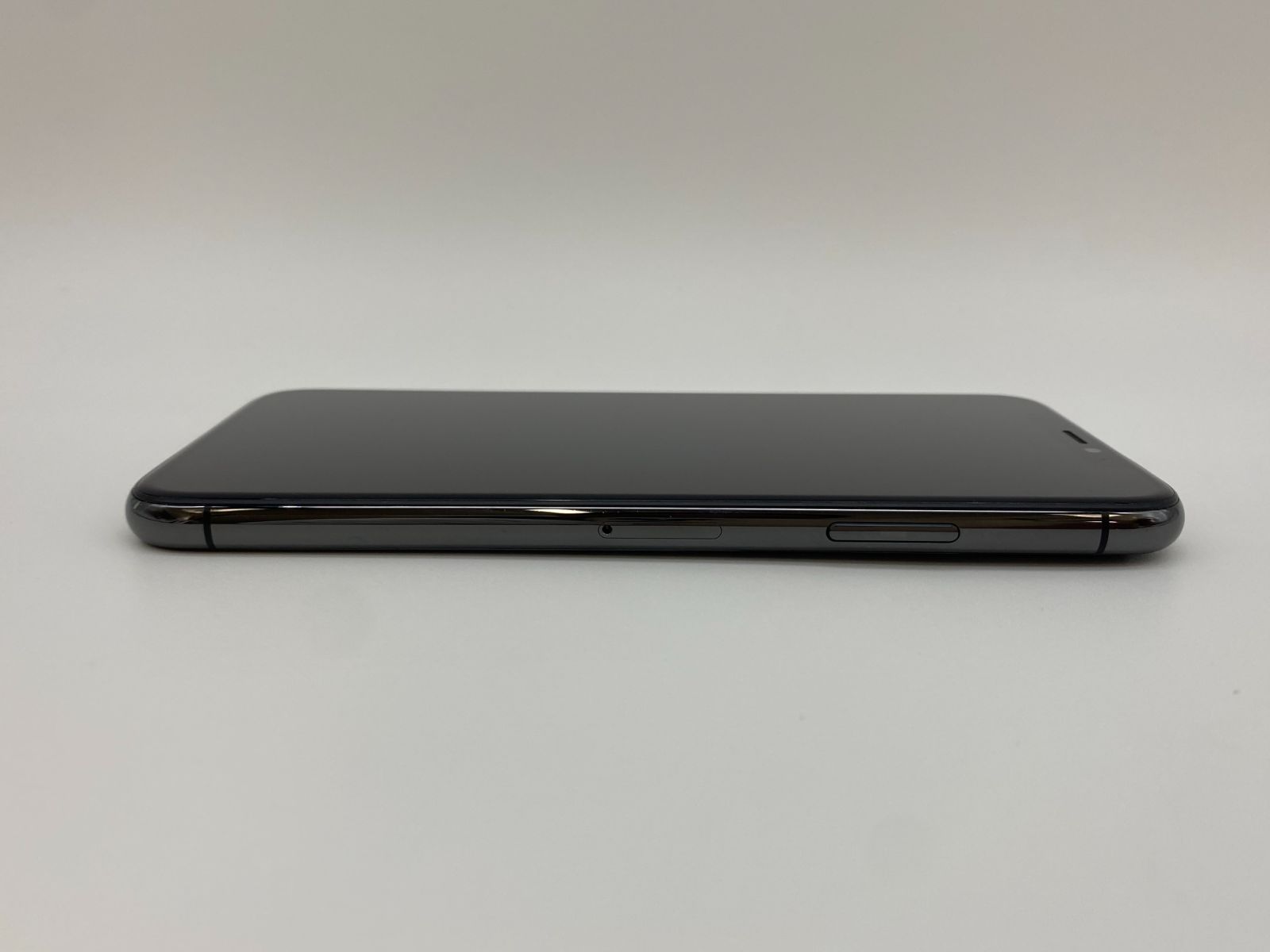 052 iPhoneXS 256G ブラック/新品バッテリー100%/シムフリー 052 iPhoneXS 256GB ブラック/新品バッテリー100%/シムフリー