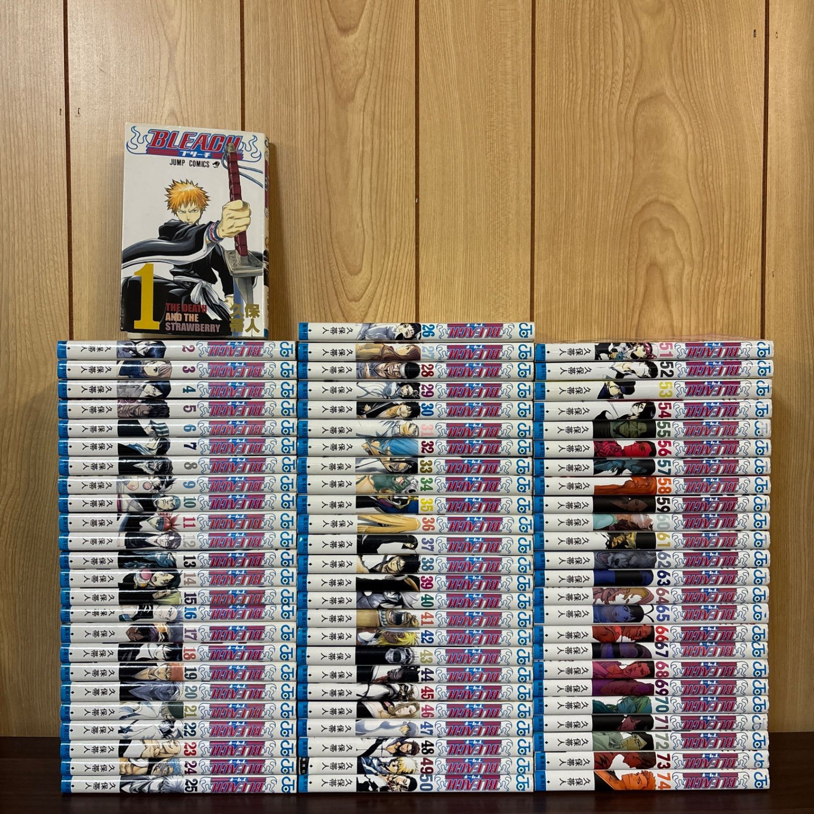 良品 ブリーチ　BLEACH 全巻 漫画 送料無料 ブリーチ漫画全巻セット1-74巻 良品 ブリーチ BLEACH 全巻 漫画