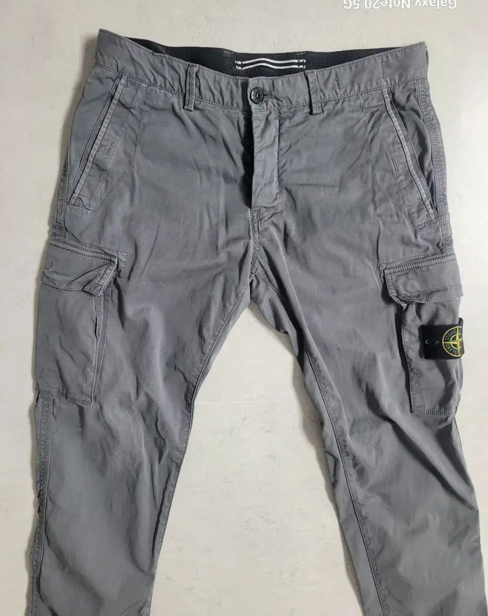 メンズ STONE ISLAND(ストーンアイランド) ワークウェア カーゴパンツ