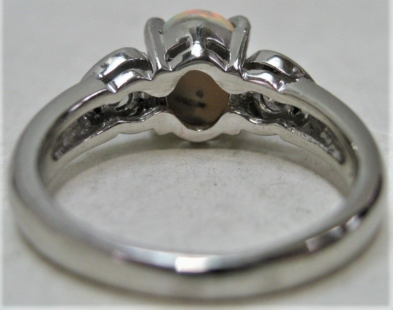 Pt900プラチナ リング指輪オパール 1.22ct ダイヤ 2ヶ 0.31ct - メルカリ