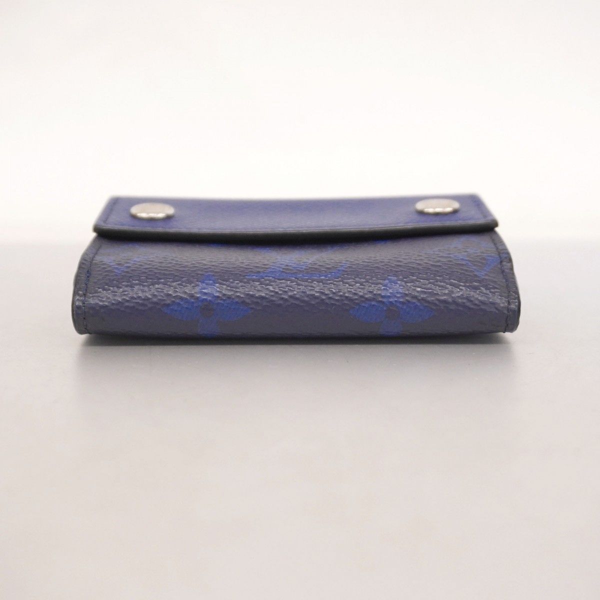 三つ折り財布 タイガラマ