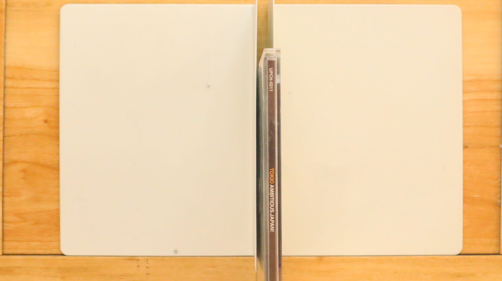 希少 入手困難 電池新品 Andre Mouche バングルウォッチ フラワー 稼働品】アンドレムッシュ エナメル フラワー バングルウォッチ