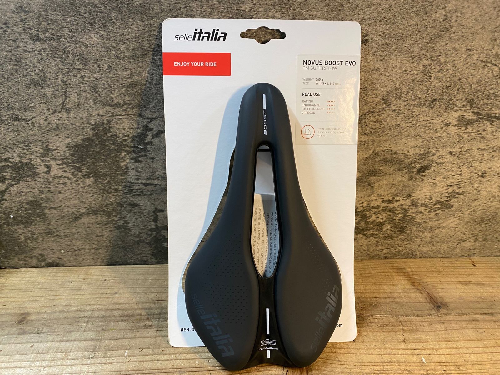 JJ624 セライタリア selle italia NOVUS BOOST EVO TM SUPERFLOW サドル 黒 145mm MANGANESEレール