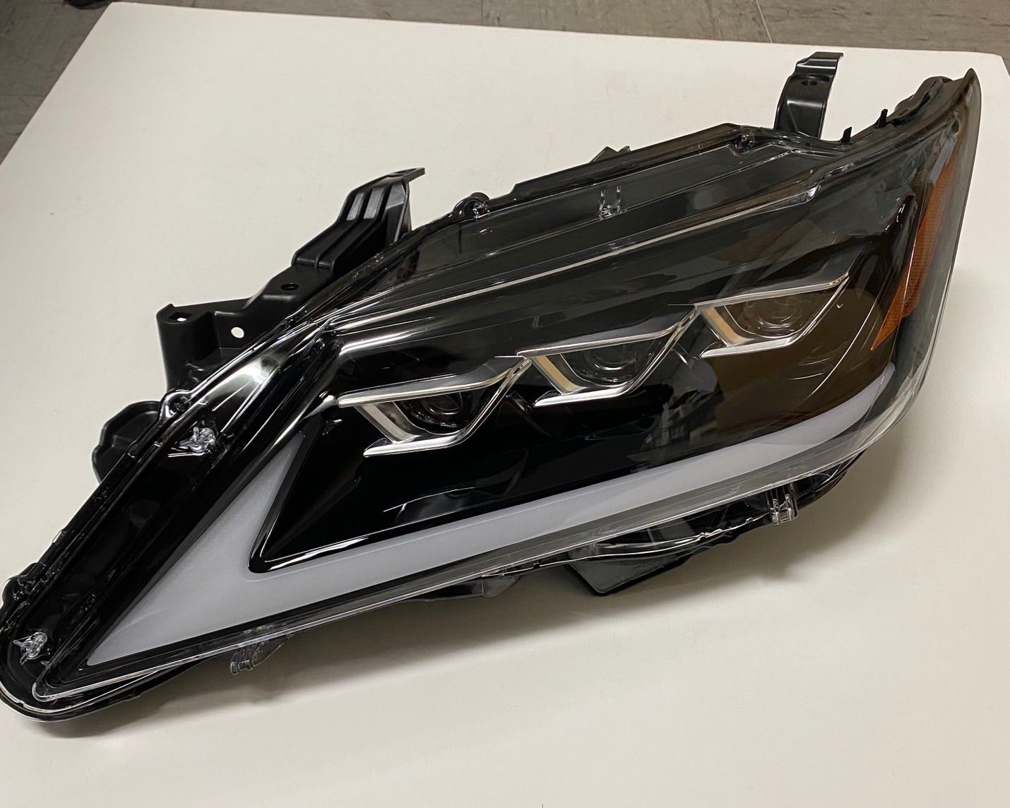 LEDヘッドライト