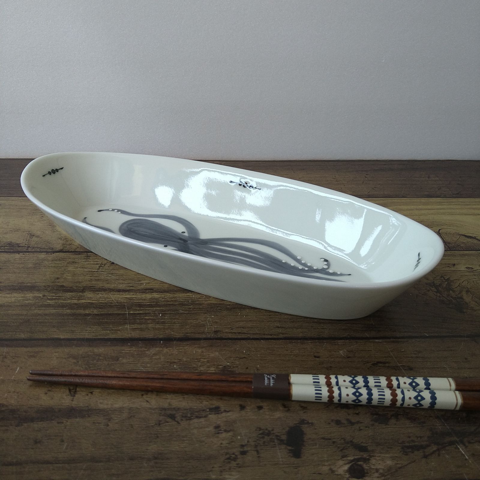 お好きなタイプ1枚】新品 日本製 波佐見焼 オーバル 深皿 デリカ