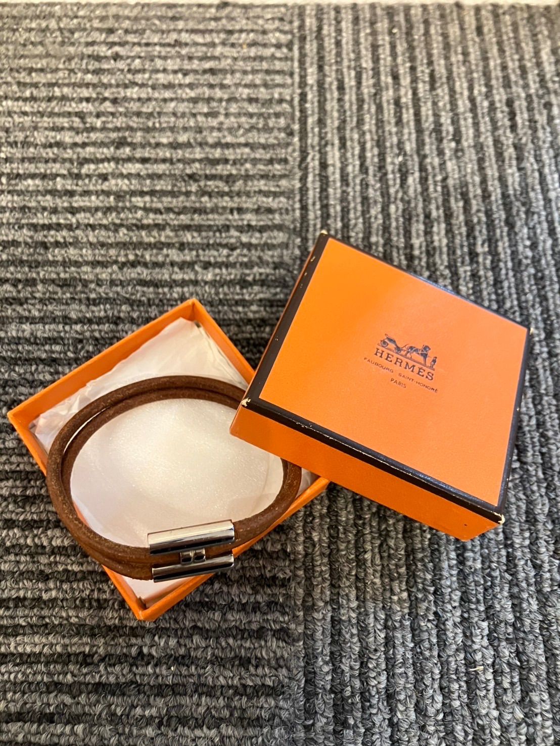 HERMES エルメス　トゥルニス2連レザーブレスレット HERMES エルメス トゥルニス シルバー金具 2連 レザー