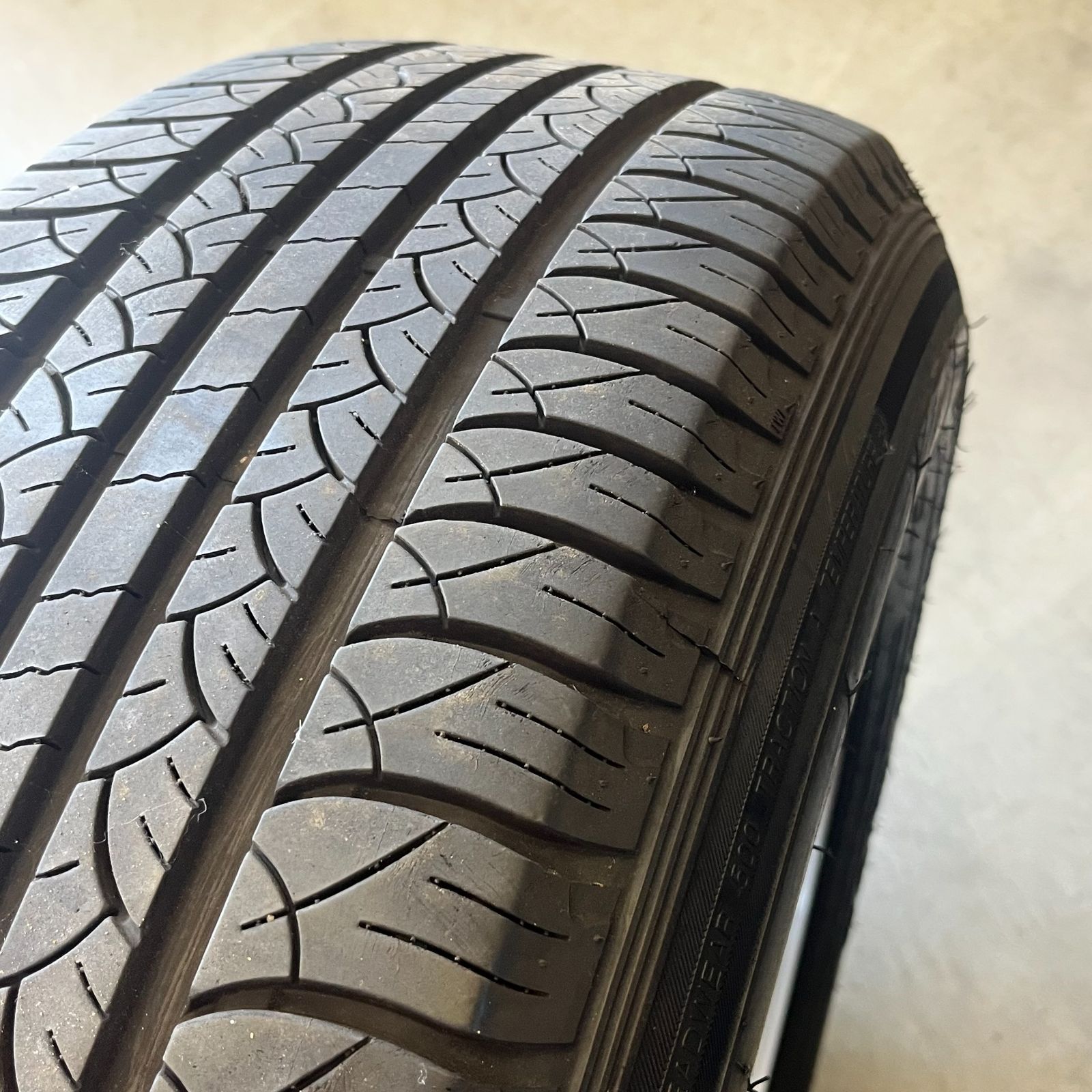 ラジアルタイヤ