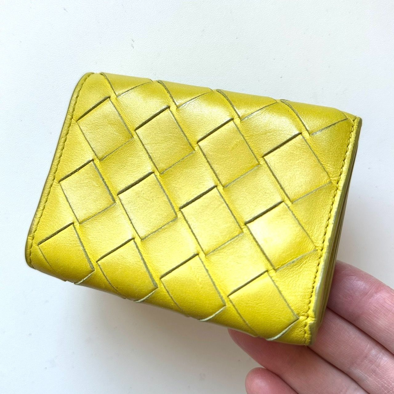 ボッテガヴェネタ BOTTEGA VENETA 三つ折り財布 カセット イエロー 