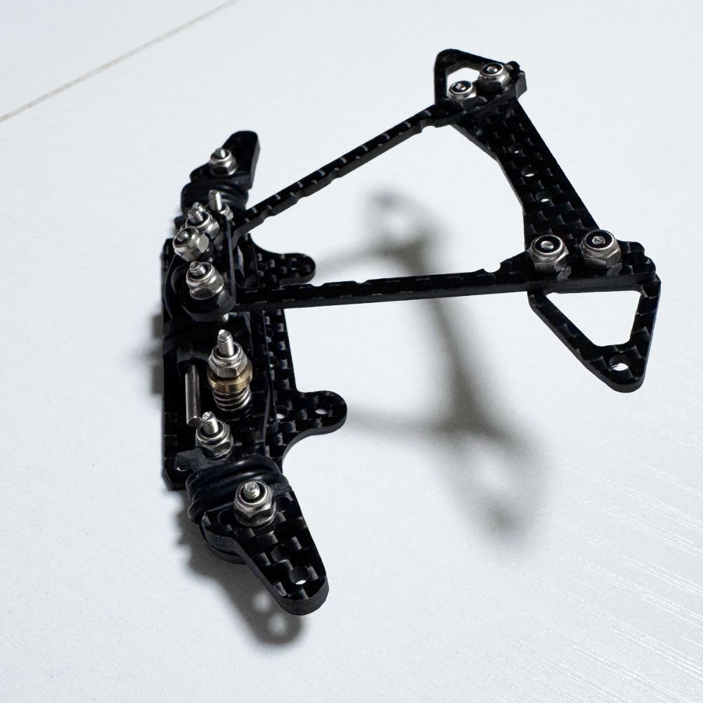 CH-Fix【CNC加工】 フロント提灯用ヒンジ カーボンパーツセット ミニ四駆 CH-Fix【CNC加工】 フロント提灯用ヒンジ カーボンパーツセット