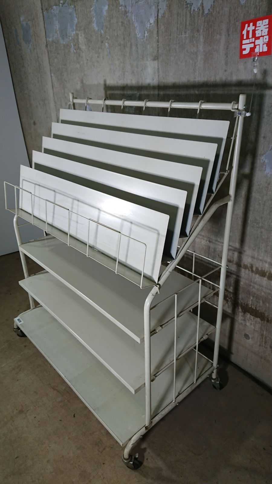 中古 什器 中古什器 マガジンラック 什器 コンビニ什器 書棚