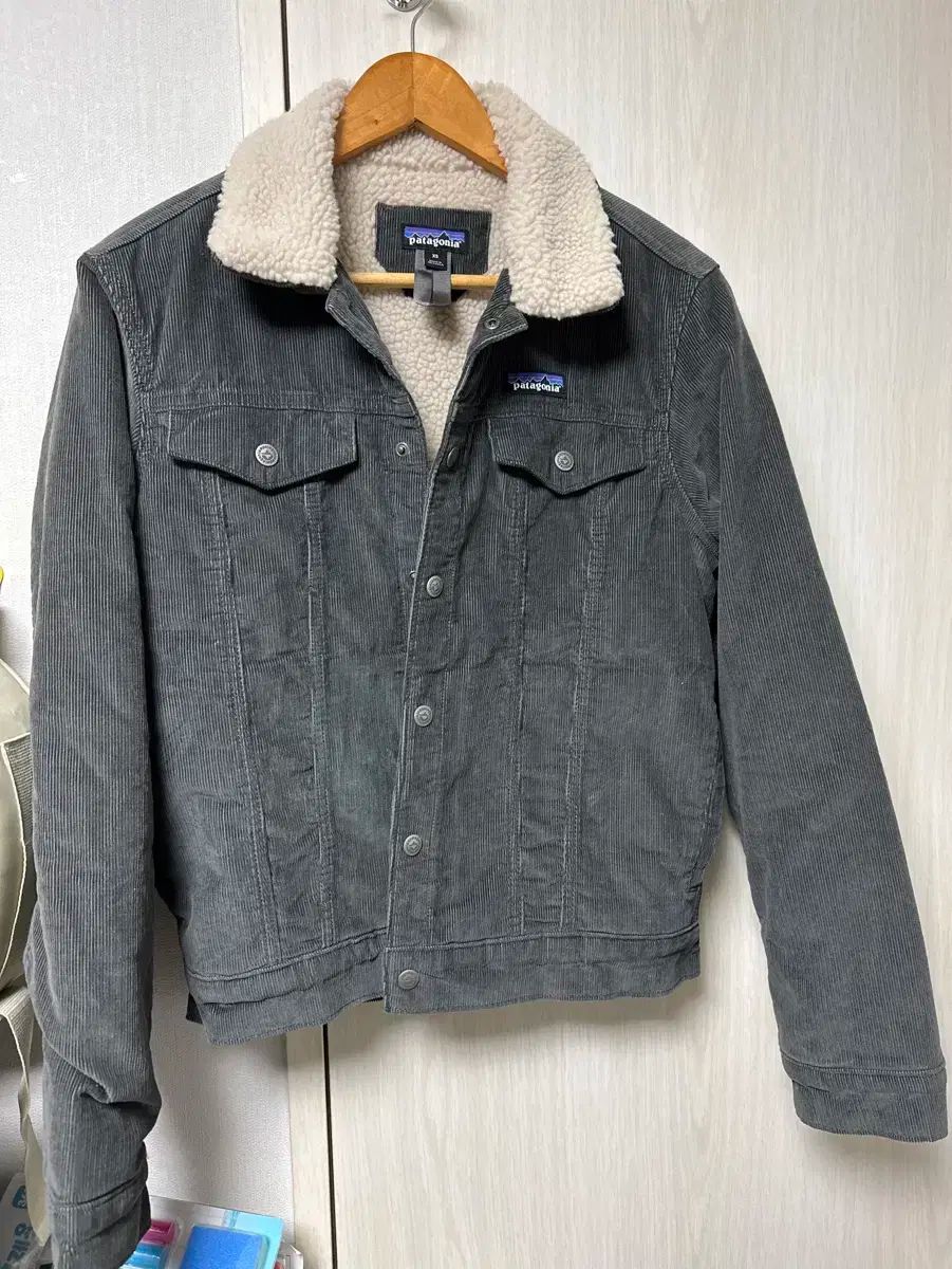 patagonia(パタゴニア) コーデュロイ シェルパ トラッカー ジャケット