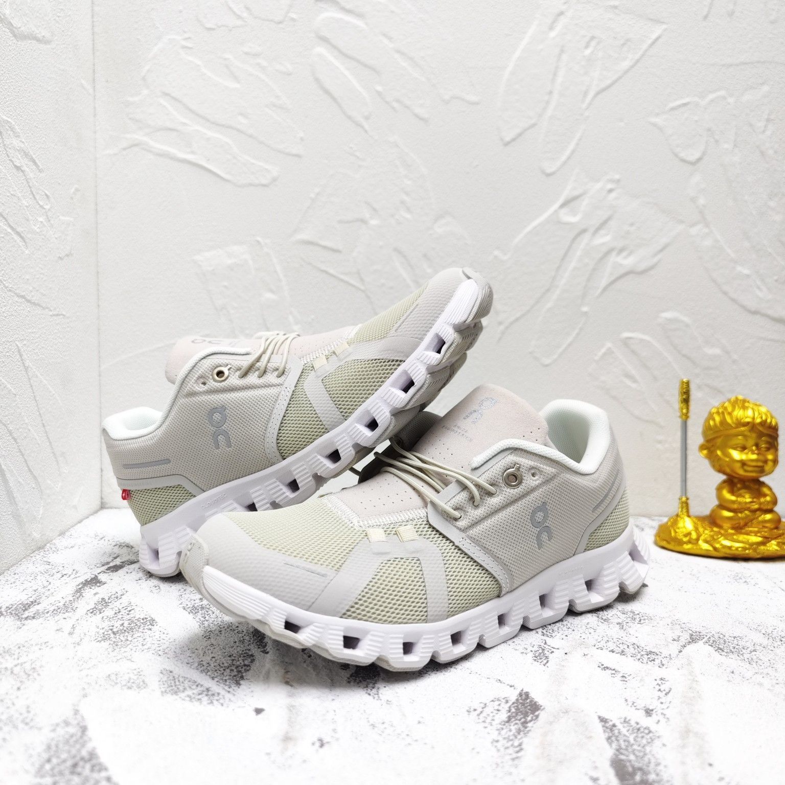 On Cloud 5 トレーニングシューズ 7.5 グレー On Cloud 5 トレーニングシューズ 7.5 グレー On Cloud 5