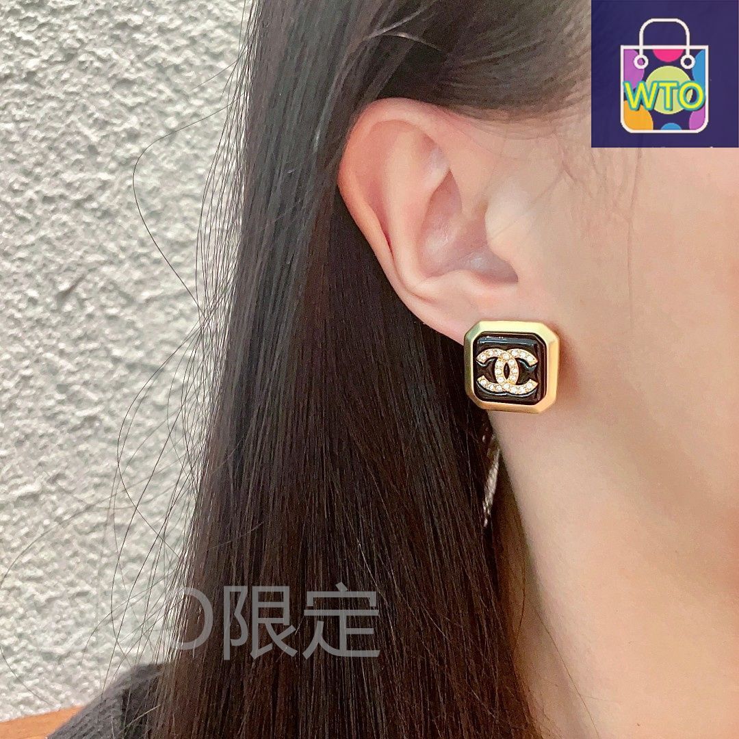今日WTO】Chanel ヴィンテージ ダブル C ピアス 送料無料！在庫