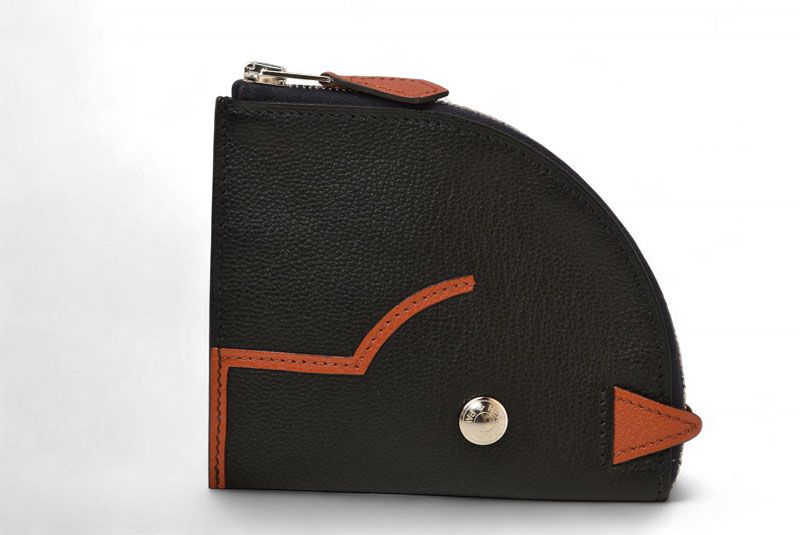 ブラック ブロンズドレ