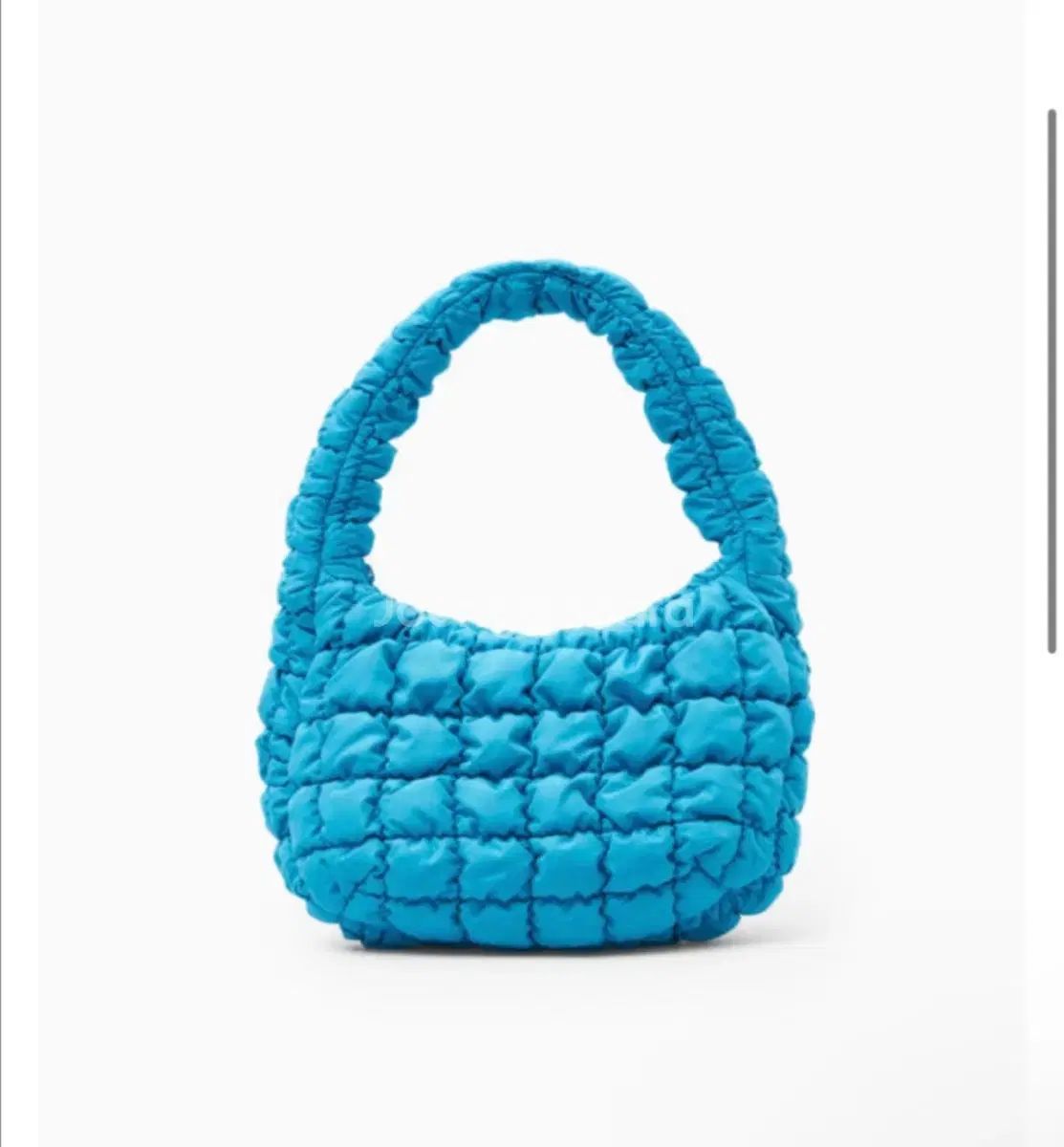 ライトブルー キルティング パーティーバッグ コス キルティングバック ミニ ライトブルー COS quilted bag