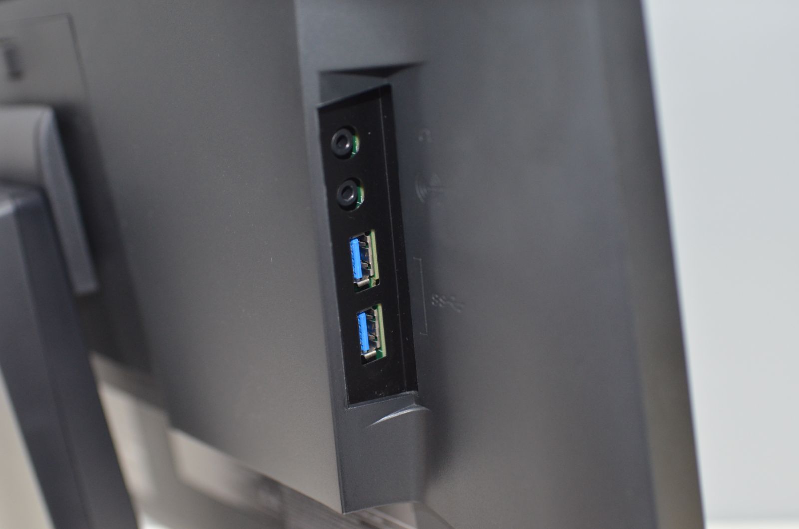 中古良品 EIZO FlexScan EV2360 22.5型 液晶モニター 2022年製 使用