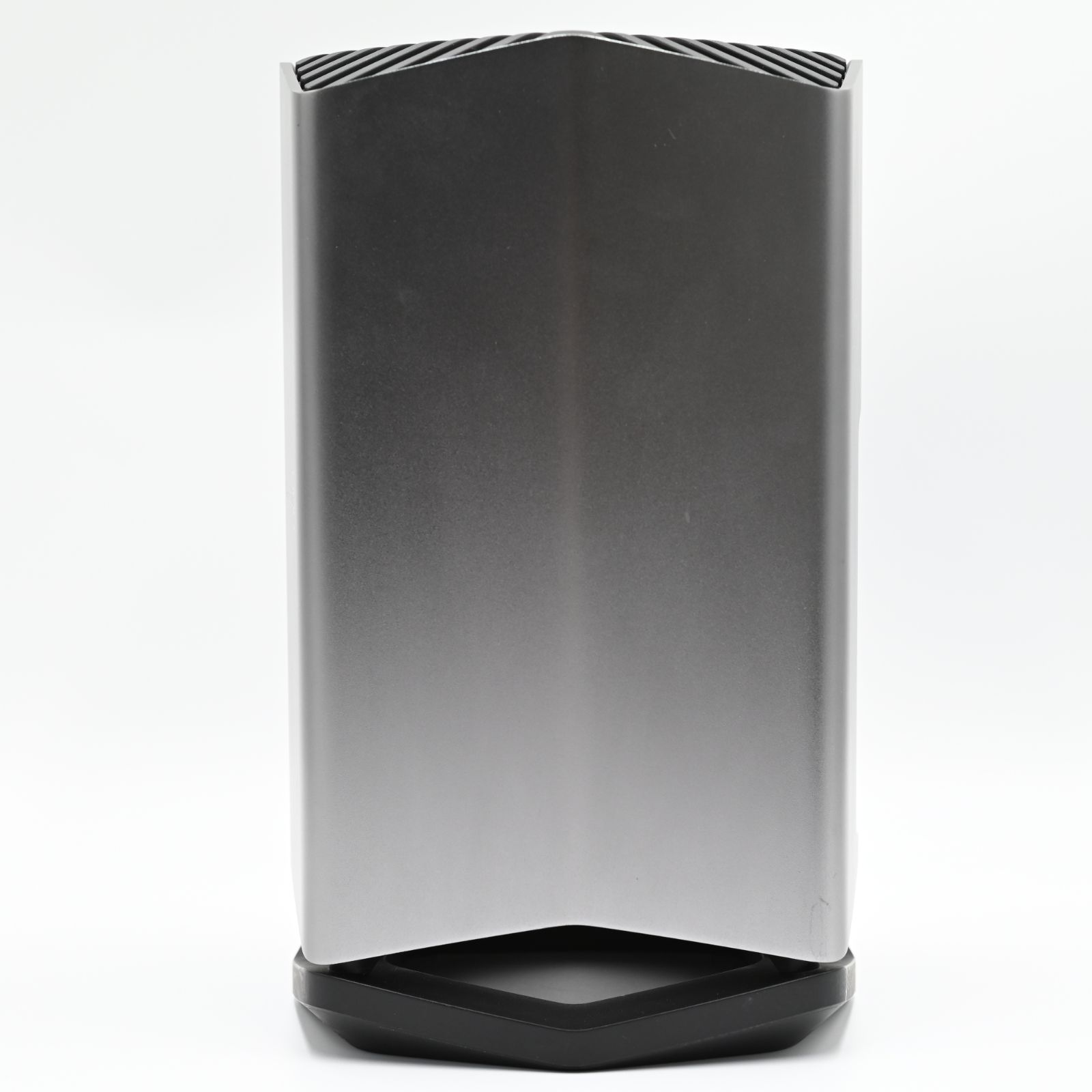 新品級】Blackmagic eGPU Pro - Radeon RX Vega 56グラフィックス