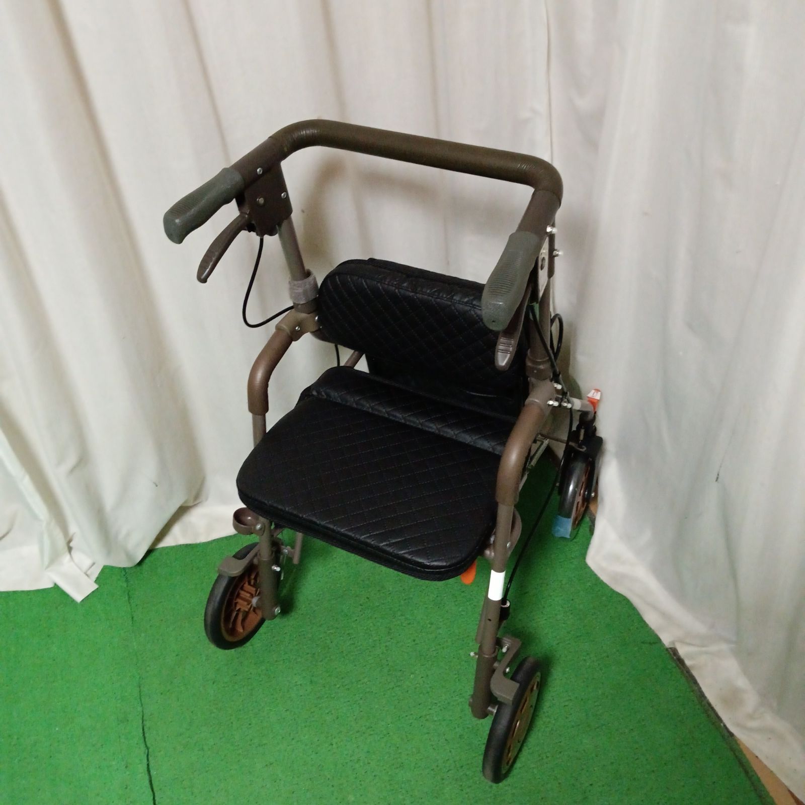 HK-NH04097) アイルリンク アイルウォークα (アルファ) 座面連動