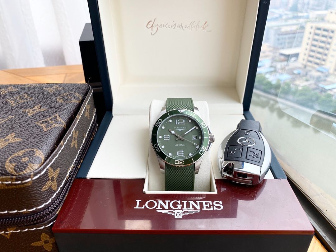  今日 LONGINES コンカス シリーズ メンズ腕時計 自動巻き時計 腕時計(アナログ)