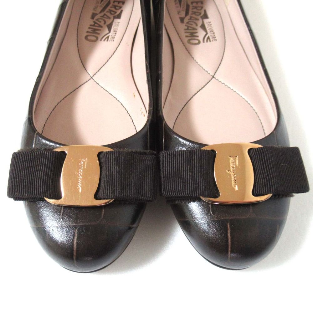 未使用 Salvatore Ferragamo サルヴァトーレフェラガモ ヴァラ