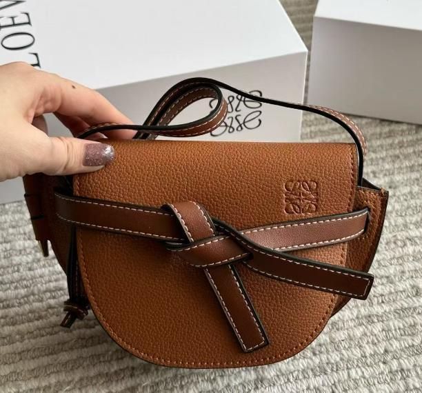 【未使用】LOEWE ロエベ ミニゲート 楽天市場】loewe gate miniの通販