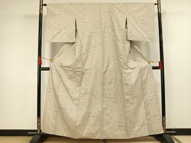平和屋着物○本場大島紬 白大島 7マルキ 雪輪草花文 正絹 逸品