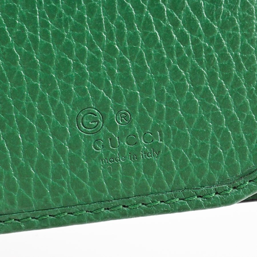 GUCCI グッチ