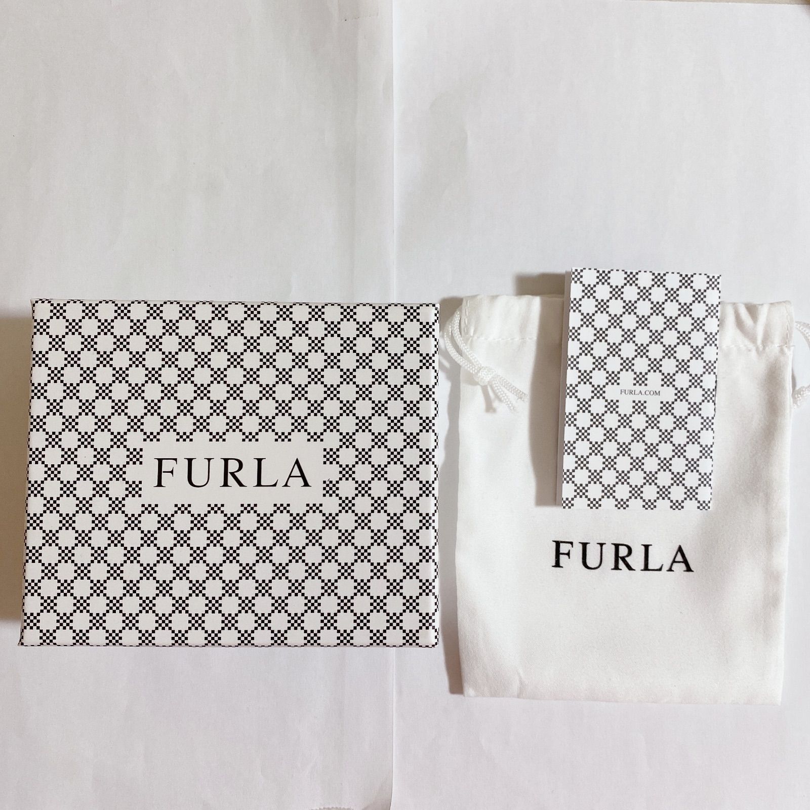 FURLA 【フルラ】 カードケース 名刺入れ レザー ピンク 美品 箱