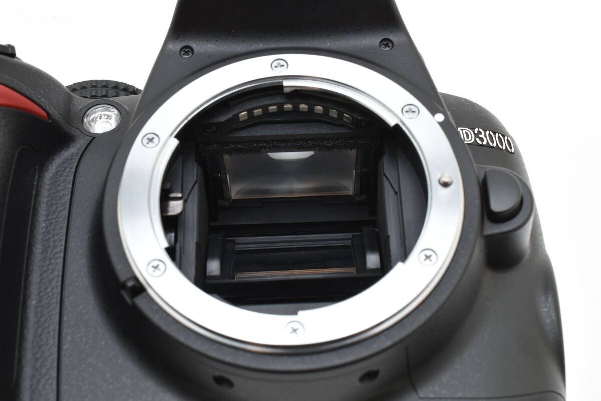 ☆美品☆ショット数855枚☆ニコン Nikon D3000 ボディ AF-S NIKKOR 18