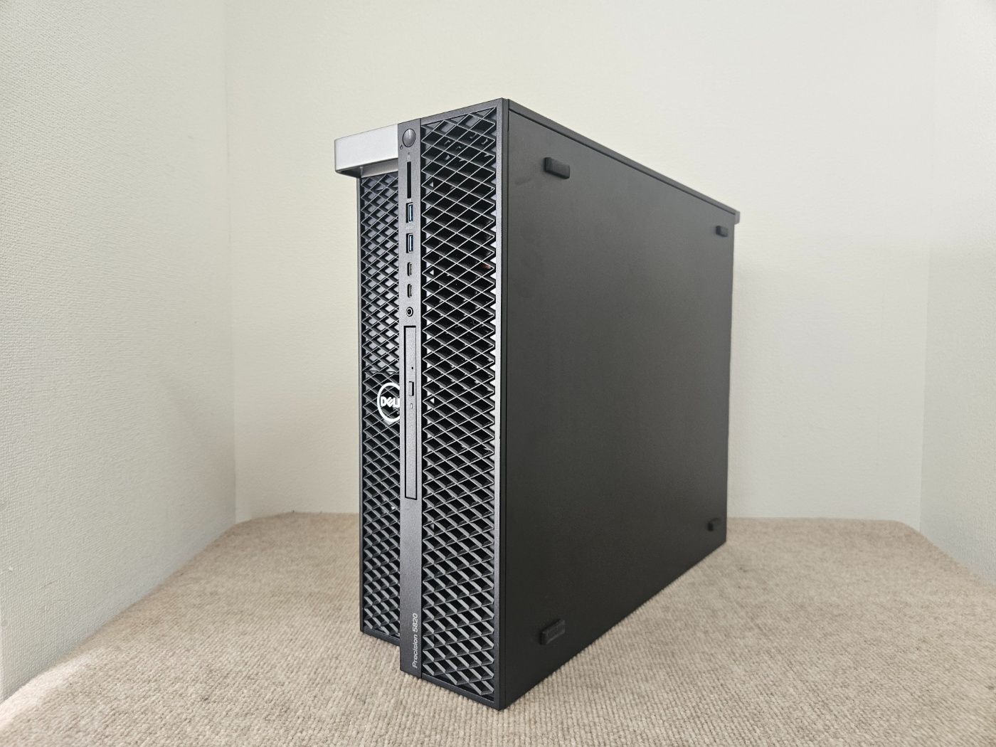 DELL Precision 5820 ベアボーン NVme M.2 モデル 本体のみ CPU メモリ無し 動作 済 Bios 済 全テスト完了