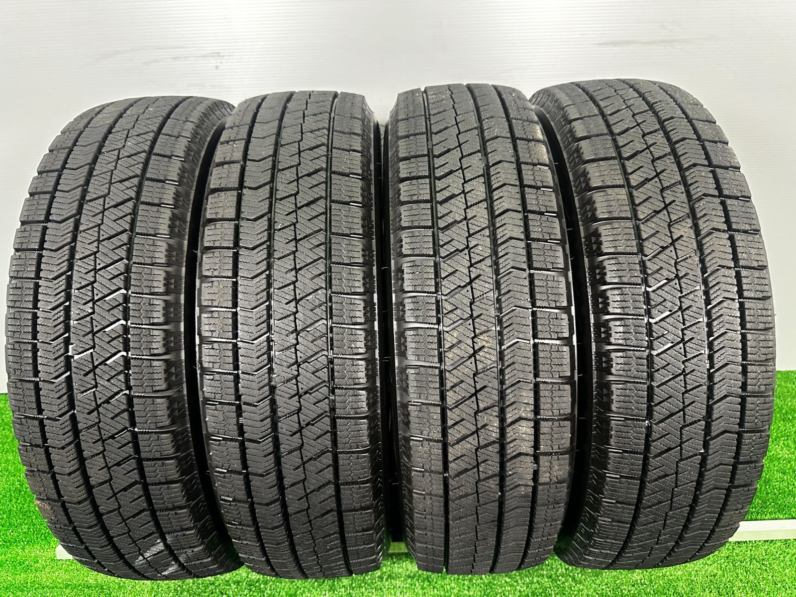 送料無料☆14x4.5J +43 4穴 PCD100 155/65R14 ? ブリヂストン VRX2 4