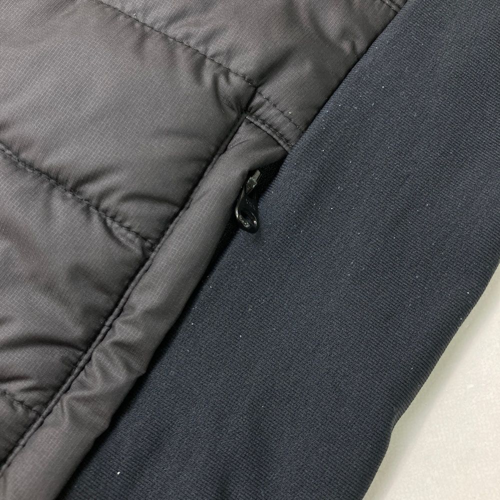 【最短翌日配送】 サイズ M BEAMS GOLF ビームスゴルフ 中綿切替 ジップジャケット 星 総柄 ブラック系 240101492031 ゴルフウェア メンズ ストスト